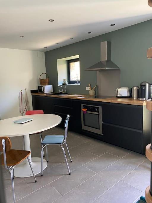 Gite L'Atelier D'Emile Baigneux-les-Juifs ภายนอก รูปภาพ